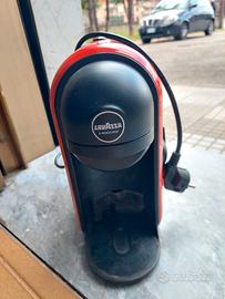 Macchinetta del caffè "Lavazza a modo mio"