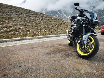 Yamaha MT - 10 