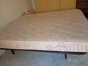 rete metallica e materasso a molle matrimoniale Arredamento e