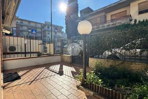 MONOLOCALE A FIRENZE