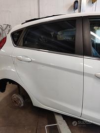 Porta posteriore dx FORD FIESTA del 2010