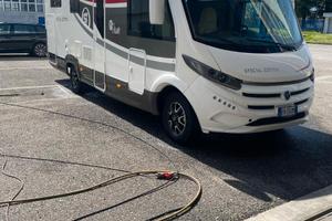 Camper Enlagh special edition