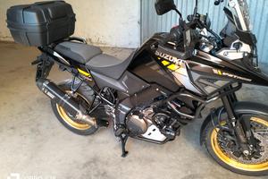 SUZUKI V STROM 1050 XT