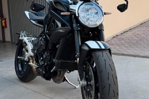 MV Agusta Brutale 800