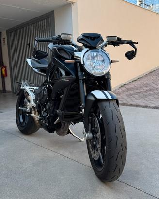 MV Agusta Brutale 800