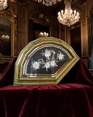 quadro a ventaglio specchiato con fiori