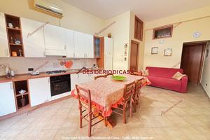 Appartamento, Campofelice di Roccella.