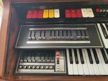 Organo elettronico Logan Caravelle 600 de luxe
