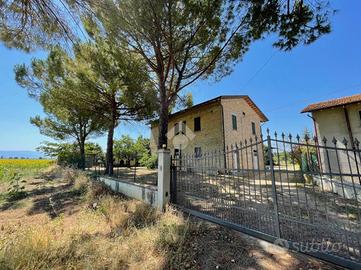 CASA INDIPENDENTE A ASSISI