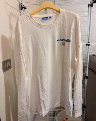 maglie new era e Napapijri 