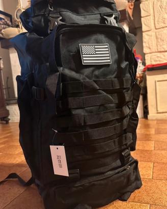 Zaino grande impermeabile scout viaggio montagna