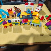 Lego Duplo con auto Cars, pit stop e altro