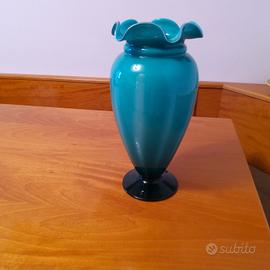 vaso in vetro soffiato di MURANO 