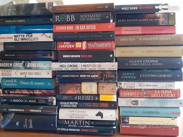 Lotto 195 libri romanzi saggi thriller narrativa