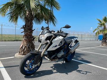 BMW Hp2 Megamoto