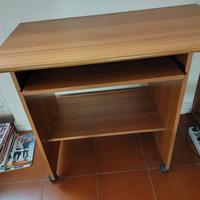 Tavolino per computer