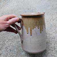 Antica brocca in ceramica 