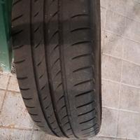 4 gomme estive 165 60 r 15 di Toyota Aygo.