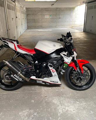 Yamaha Special R1 2003
