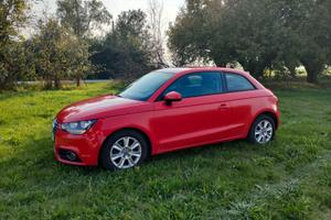 Audi A1 3p 1.6 tdi Ambition 105cv 2011