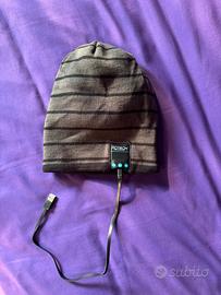Cappello con audio diffusione Bluetooth interna