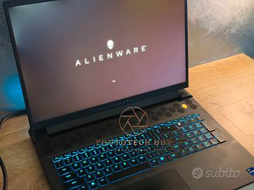 Alienware m18 R2 – i9 14900HX / RTX 4090 / 18” QHD