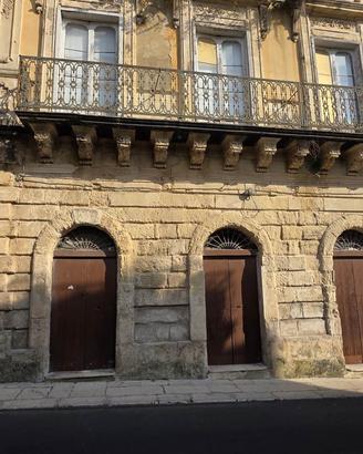 Rif.LP123- palazzo ragusa