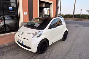 Toyota iQ 1.0 CVT Trend 68 cv 11/2011