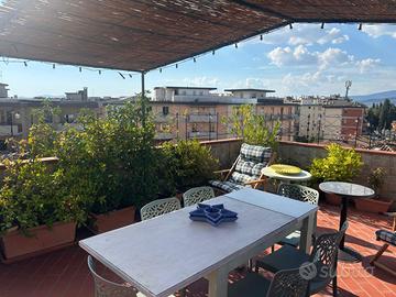 FIRENZE CAREGGI Attico con terrazza panoramica