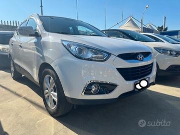 HYUNDAI IX35 1,7 DIESEL FULL OPTIONAL 132. 000 KM 