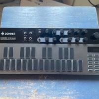 Donner B1 303-Analogic Bass Sequencer