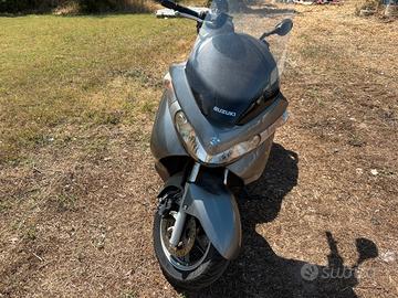 Suzuki Burgman 200