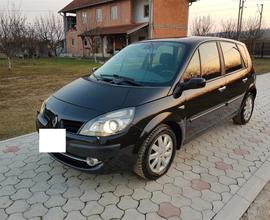 Renault Scenic "Finanziabile Senza Busta Paga"