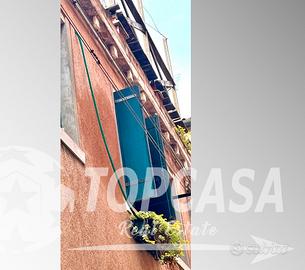 Topcasa - con fosse settiche e altana