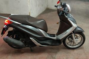 Piaggio medley 125