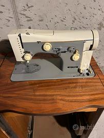 Macchina da cucire necchi