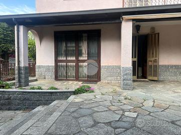 4 LOCALI A RIVALTA DI TORINO