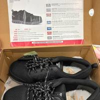 Scarpe antinfortunistiche NUOVE reebook 42