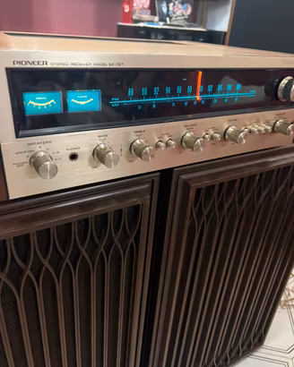 Sintoamplificatore Pioneer SX-727