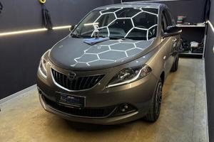 Lancia Y Hybrid