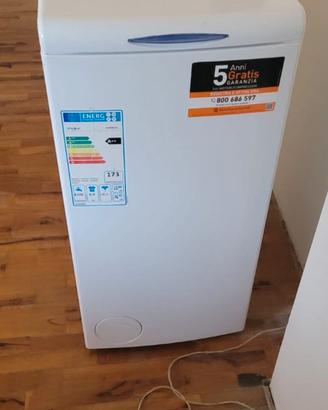 Lavatrice whirlpool compatta carica dall alto