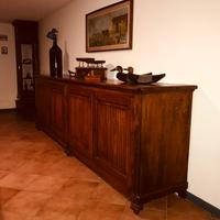 Credenza antica