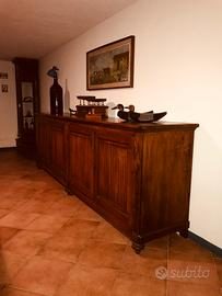 Credenza antica