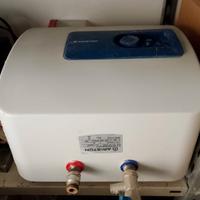 Scalda bagno Ariston da 10 litri