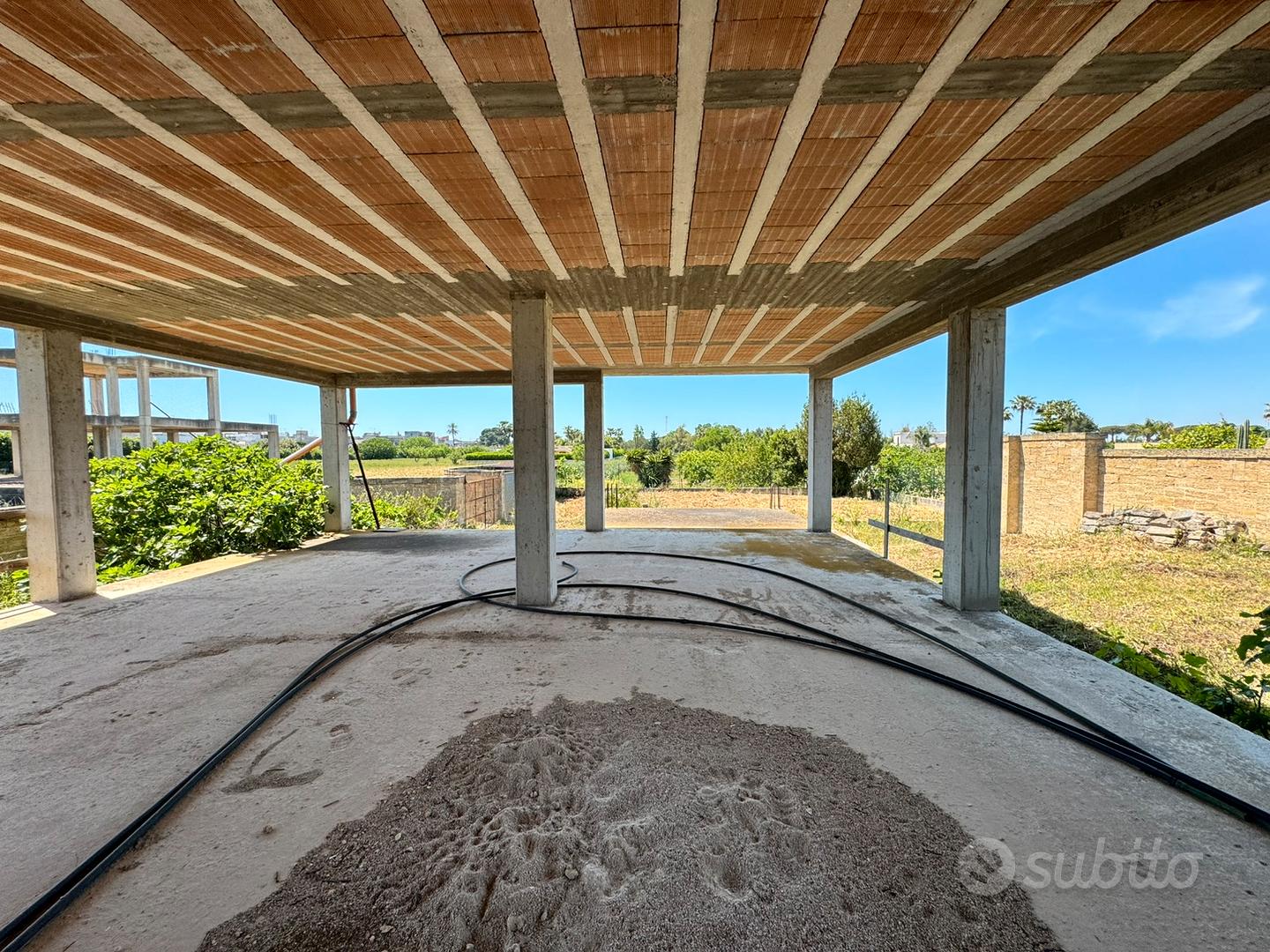 Villa allo stato rustico a Galatone - Altro