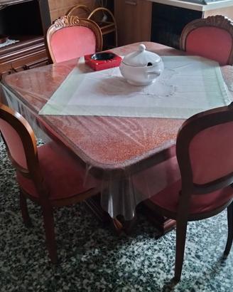 Tavolo allungabile + 6 sedie