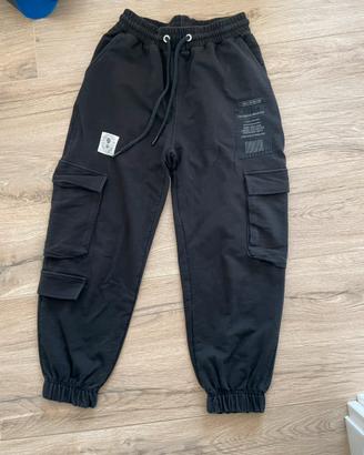 Pantaloni cargo neri taglia s, bershka
