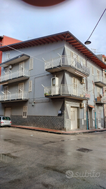 Stabile via Montebello