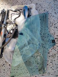 componenti di una portiera auto, Fiat Grande Punto