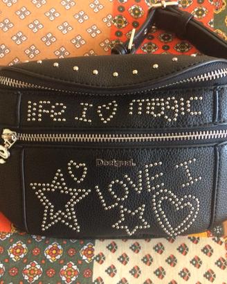 Marsupio NUOVO nero con borchiette Desigual
